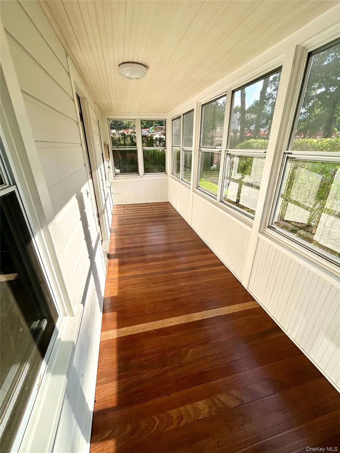 747 Route 9w Cottage 8 Property Photo 2