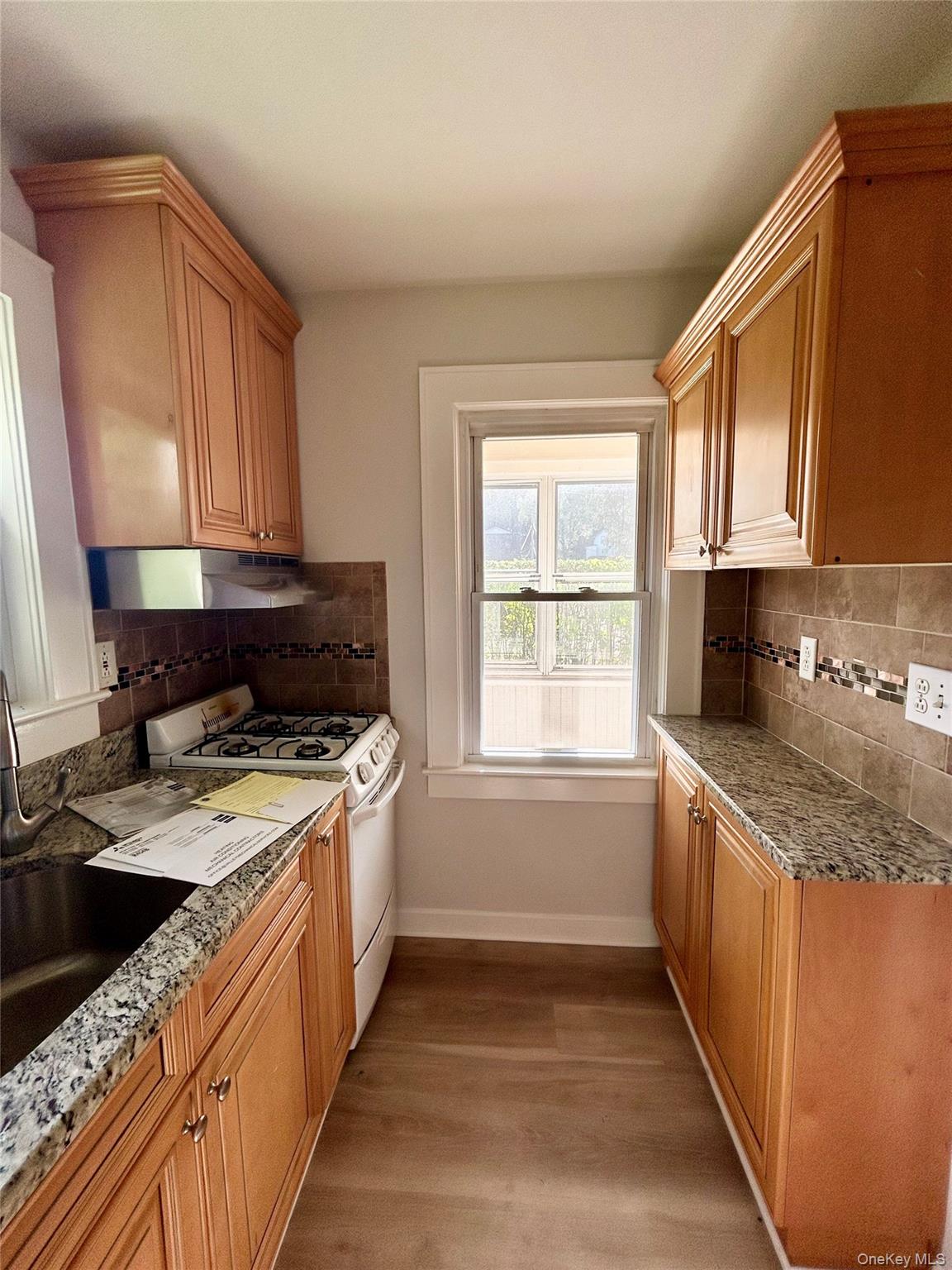 747 Route 9w Cottage 8 Property Photo 6