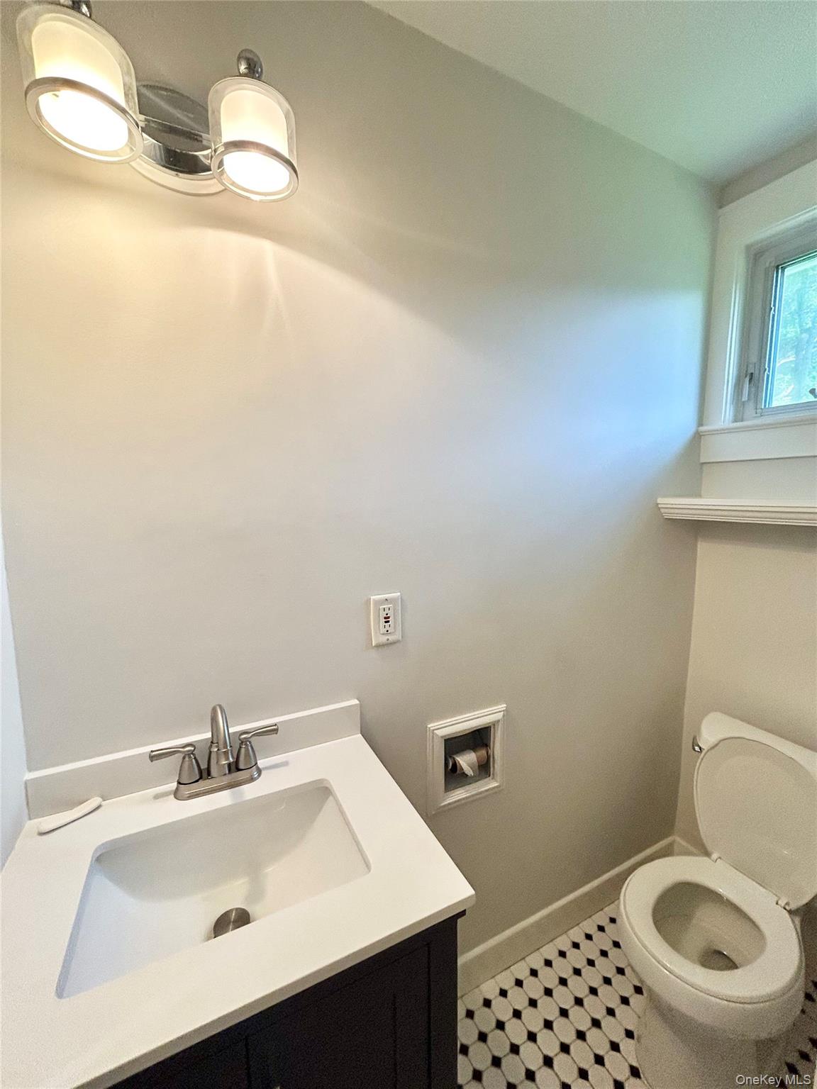 747 Route 9w Cottage 8 Property Photo 7