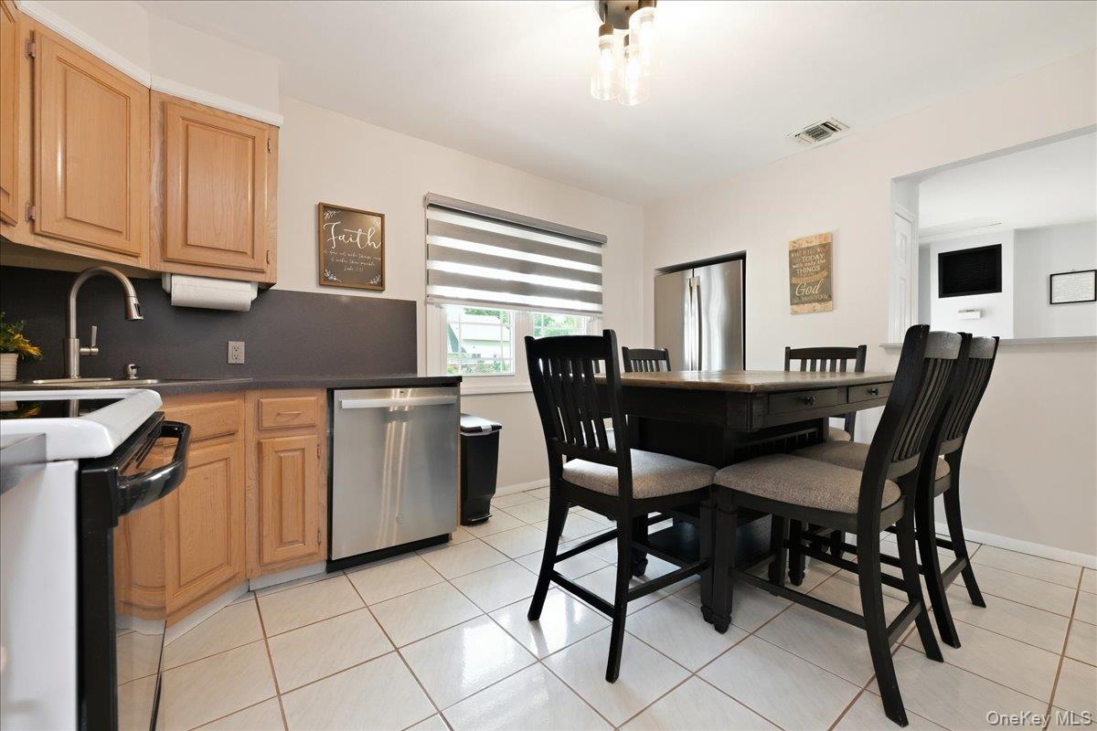 136 Tardy Lane Property Photo 12