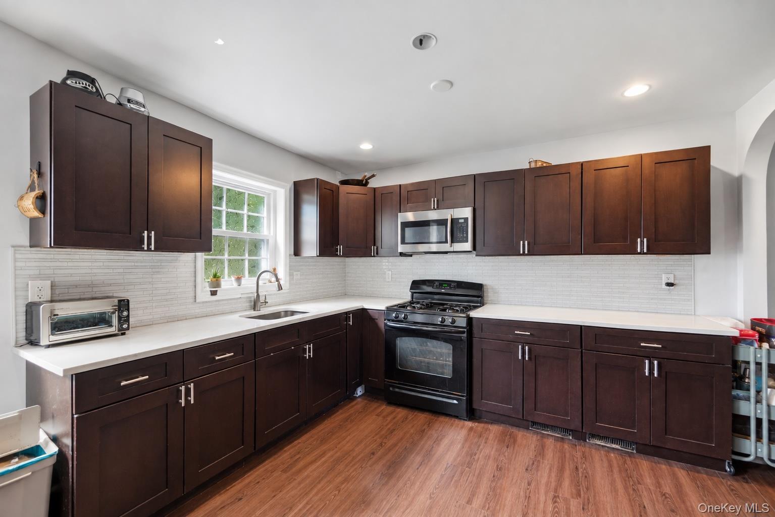 19 Blake Street Property Photo 11