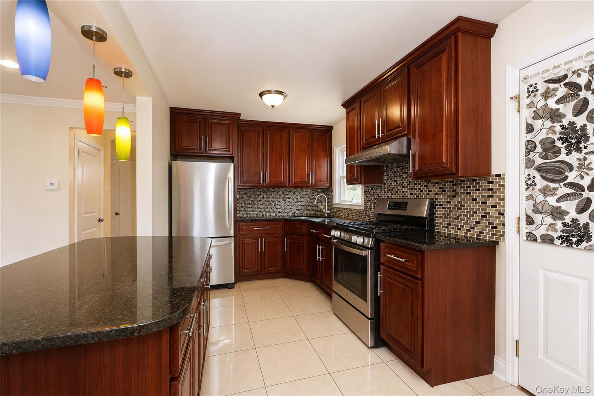 175 Latham Road Property Photo 7
