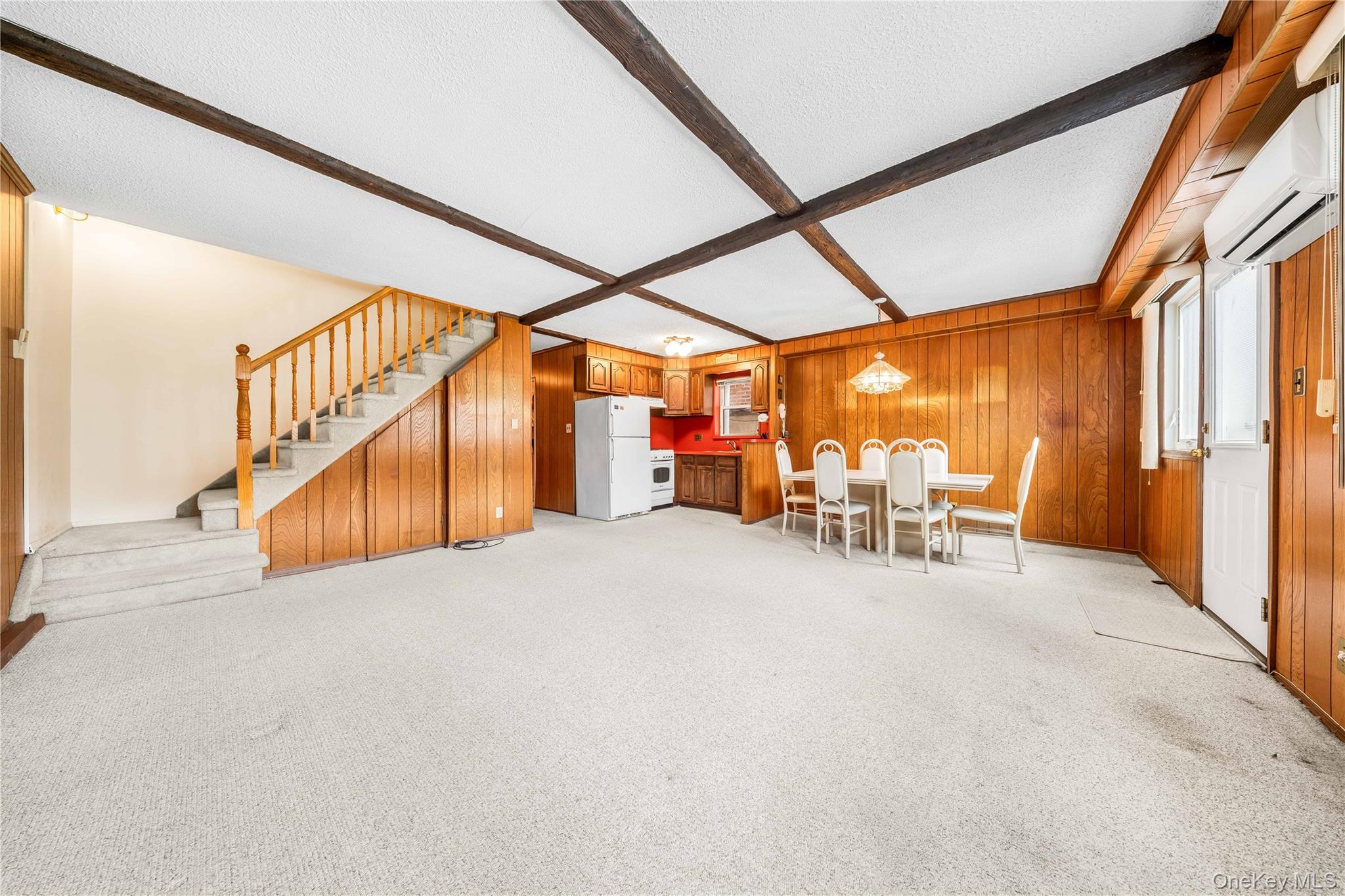 2031 36th Street Property Photo 5
