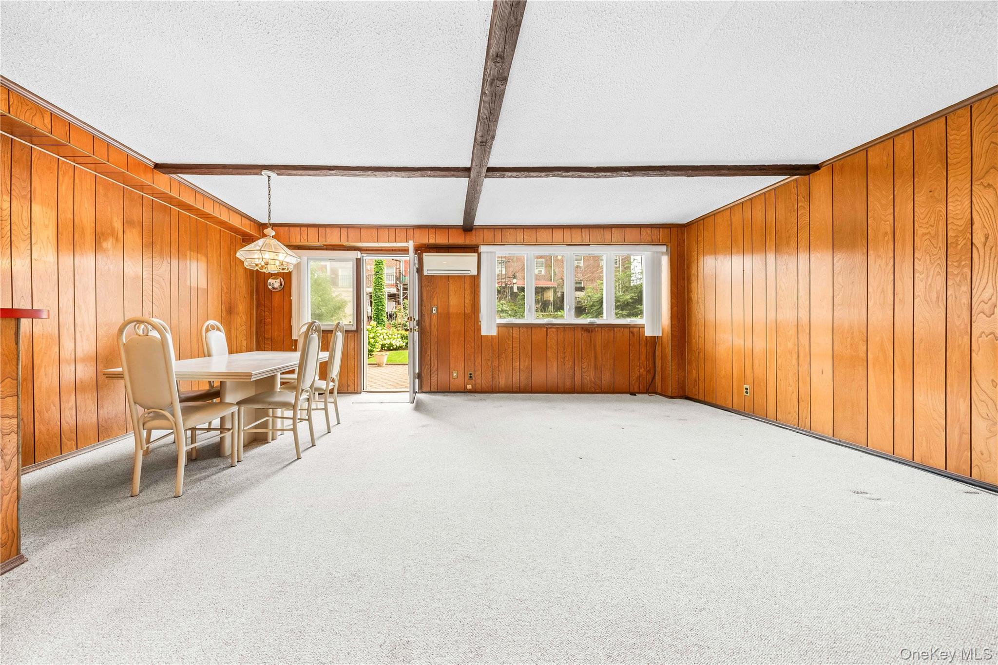 2031 36th Street Property Photo 7