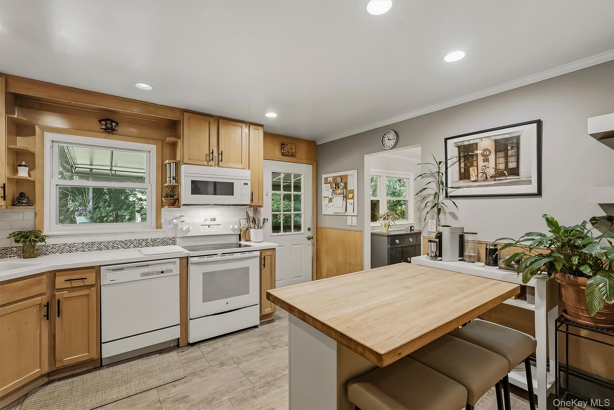 18 Fieldstone Lane Property Photo 8