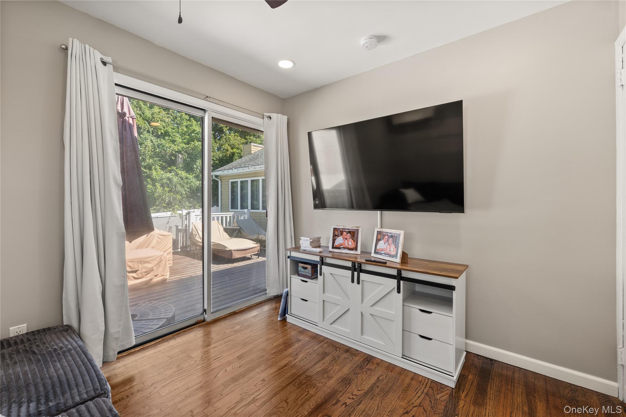 193 Ohls Street Property Photo 11