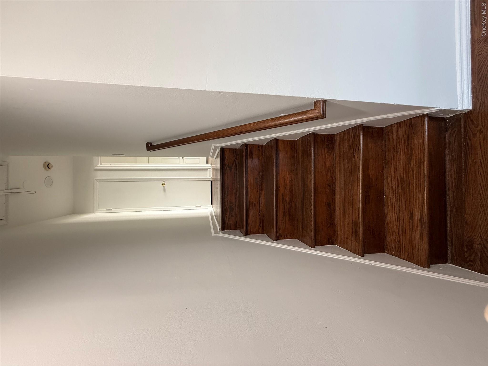 85 Halley Street 3 (top) Property Photo 8