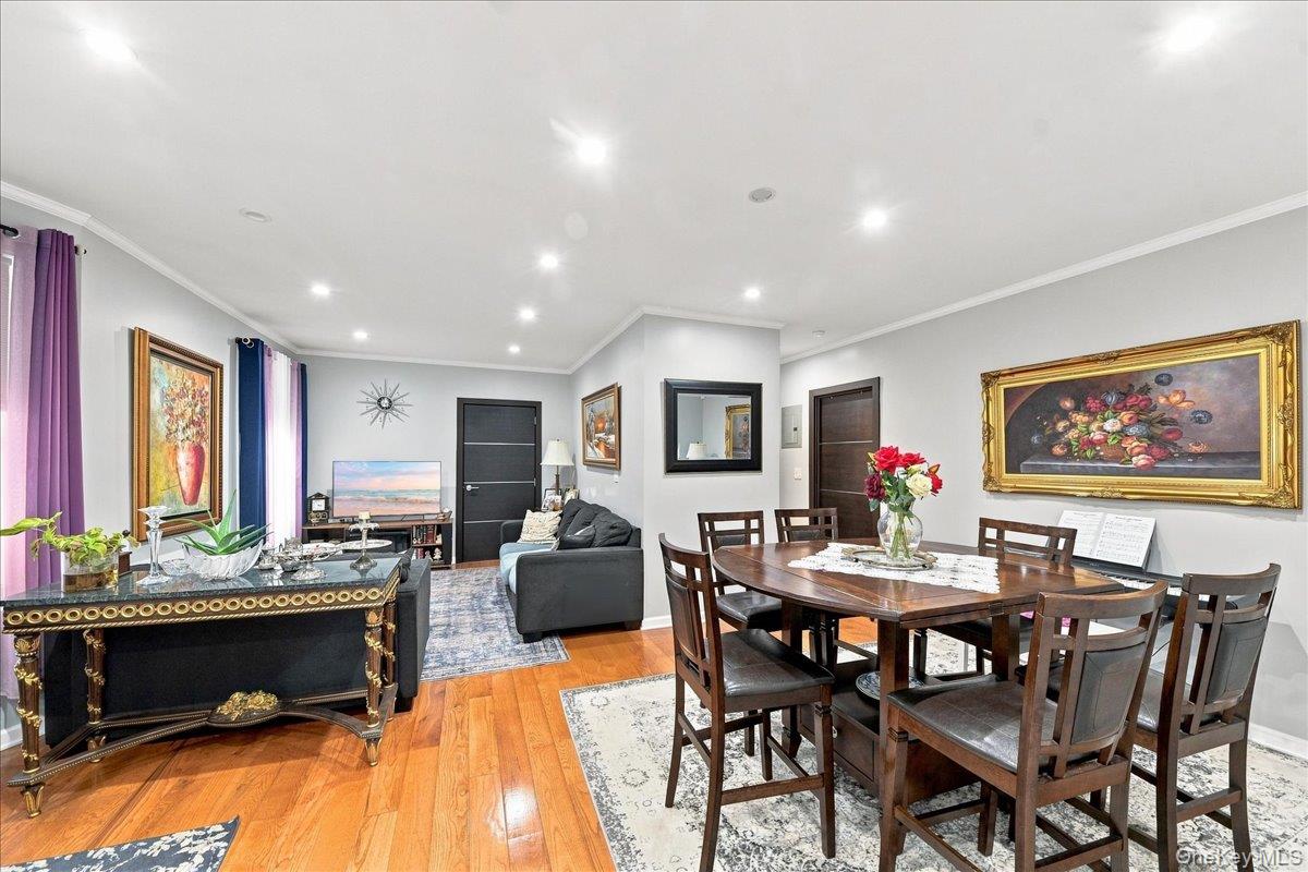 1366 Siegfried Place Property Photo 3