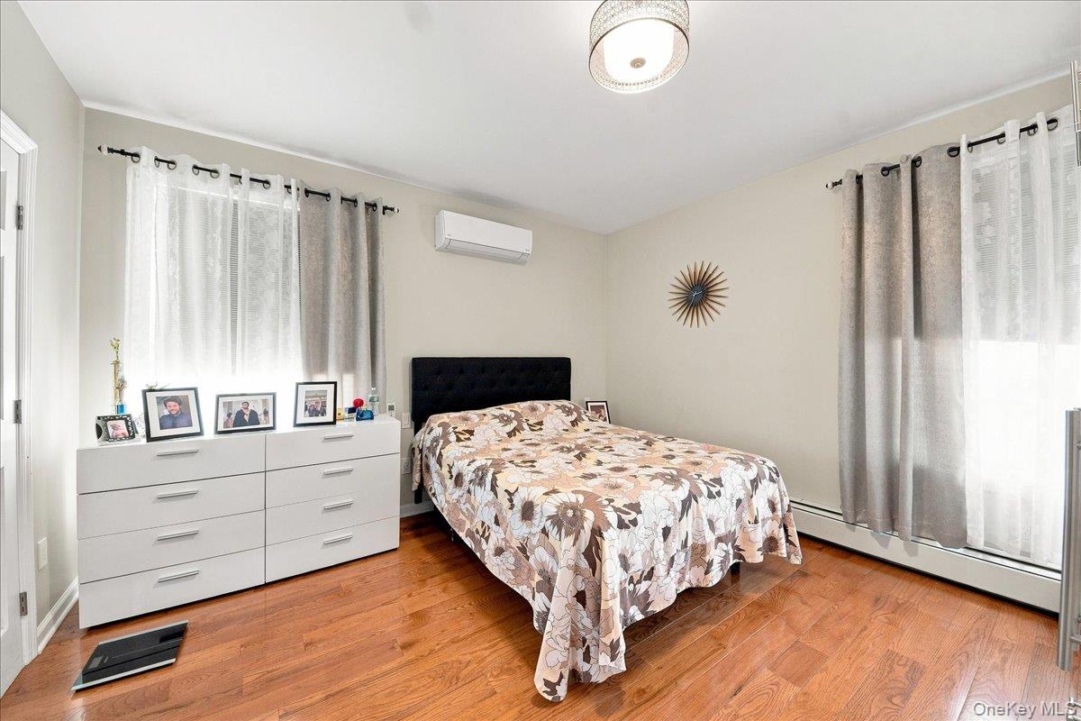 1366 Siegfried Place Property Photo 11