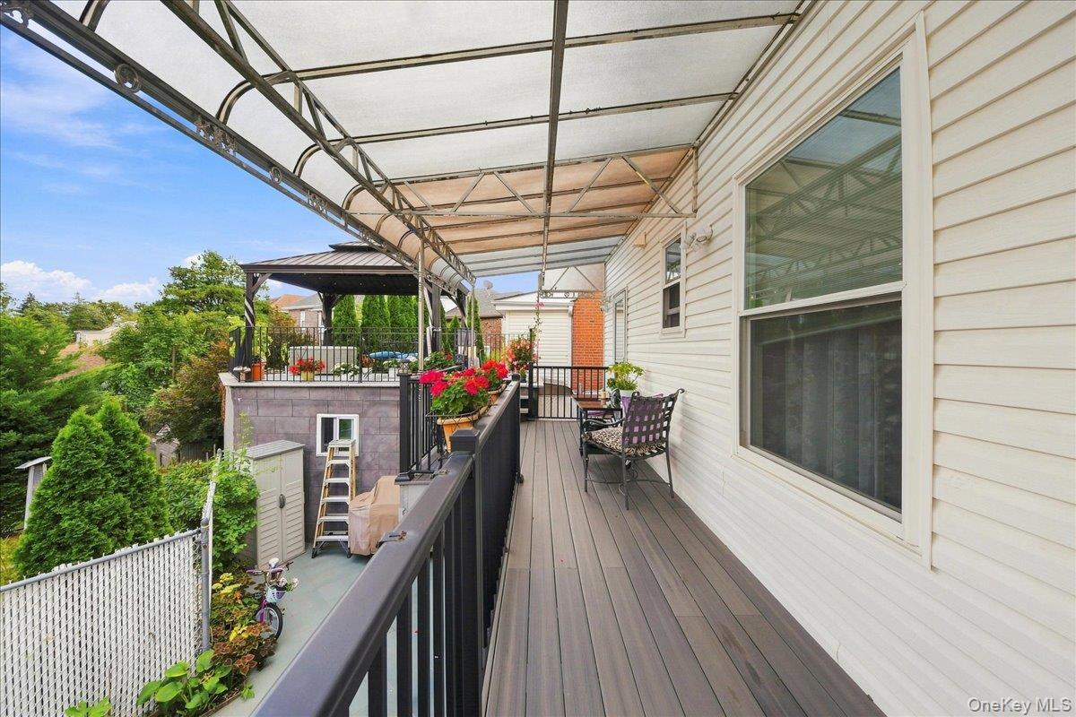 1366 Siegfried Place Property Photo 35