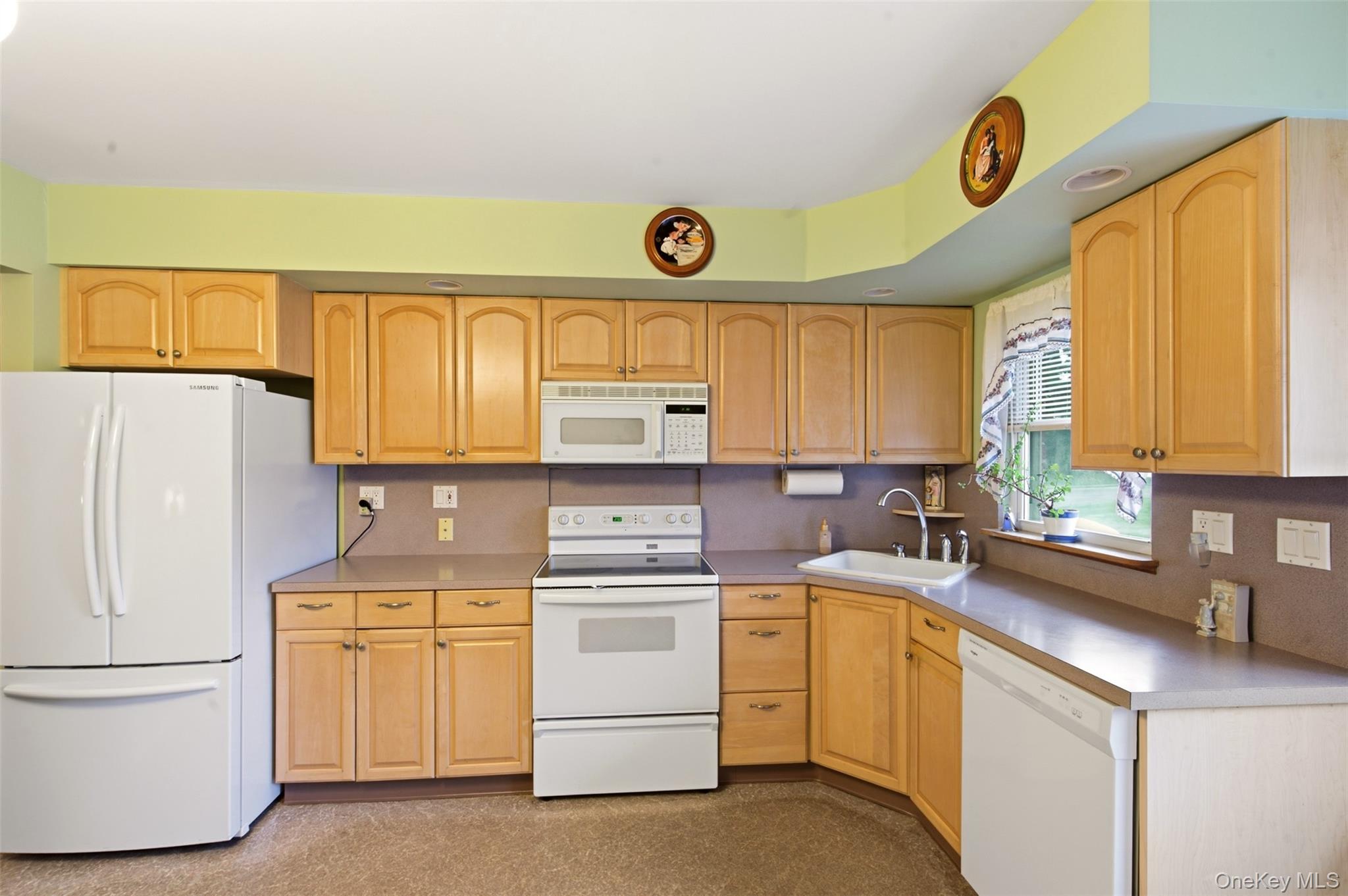 238 Blackpool Court A Property Photo 5