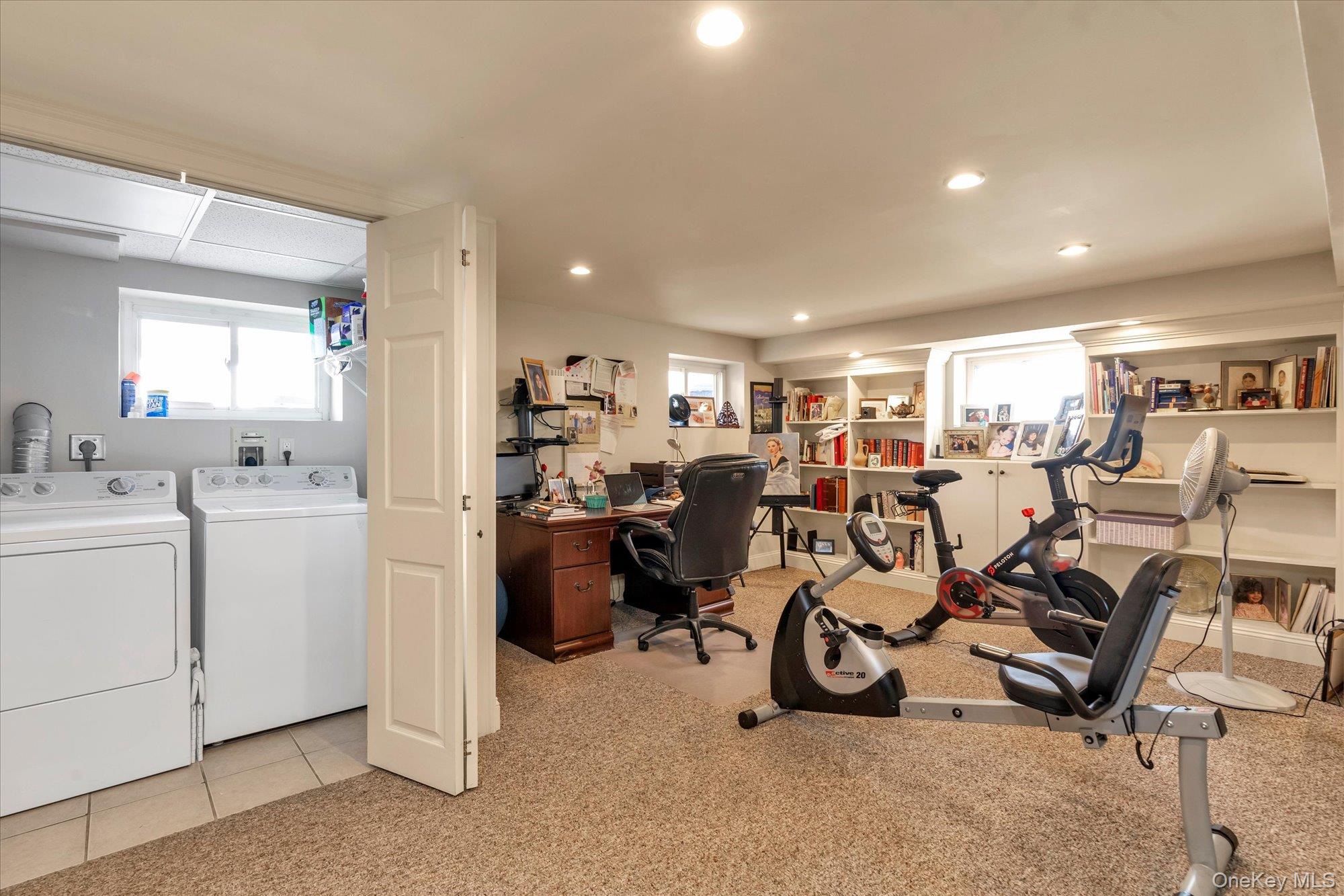 2781 S Saint Marks Avenue Property Photo 20