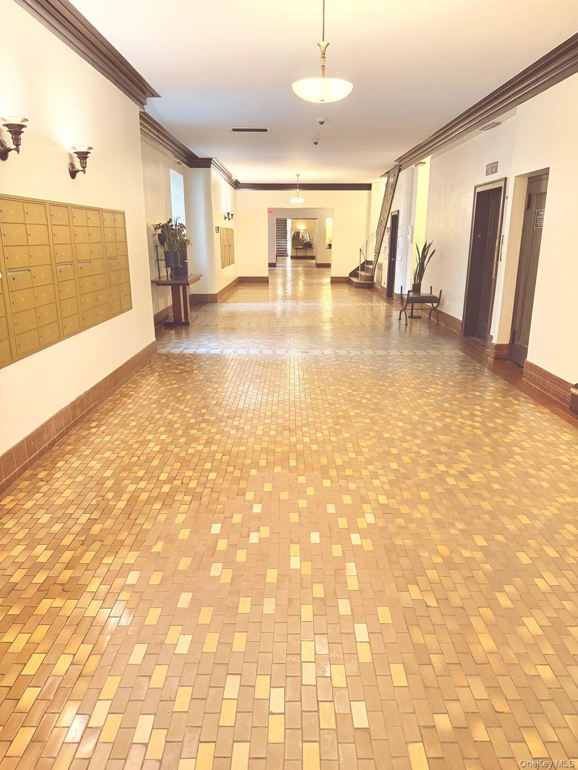 601 Pelham Parkway 108 Property Photo 2