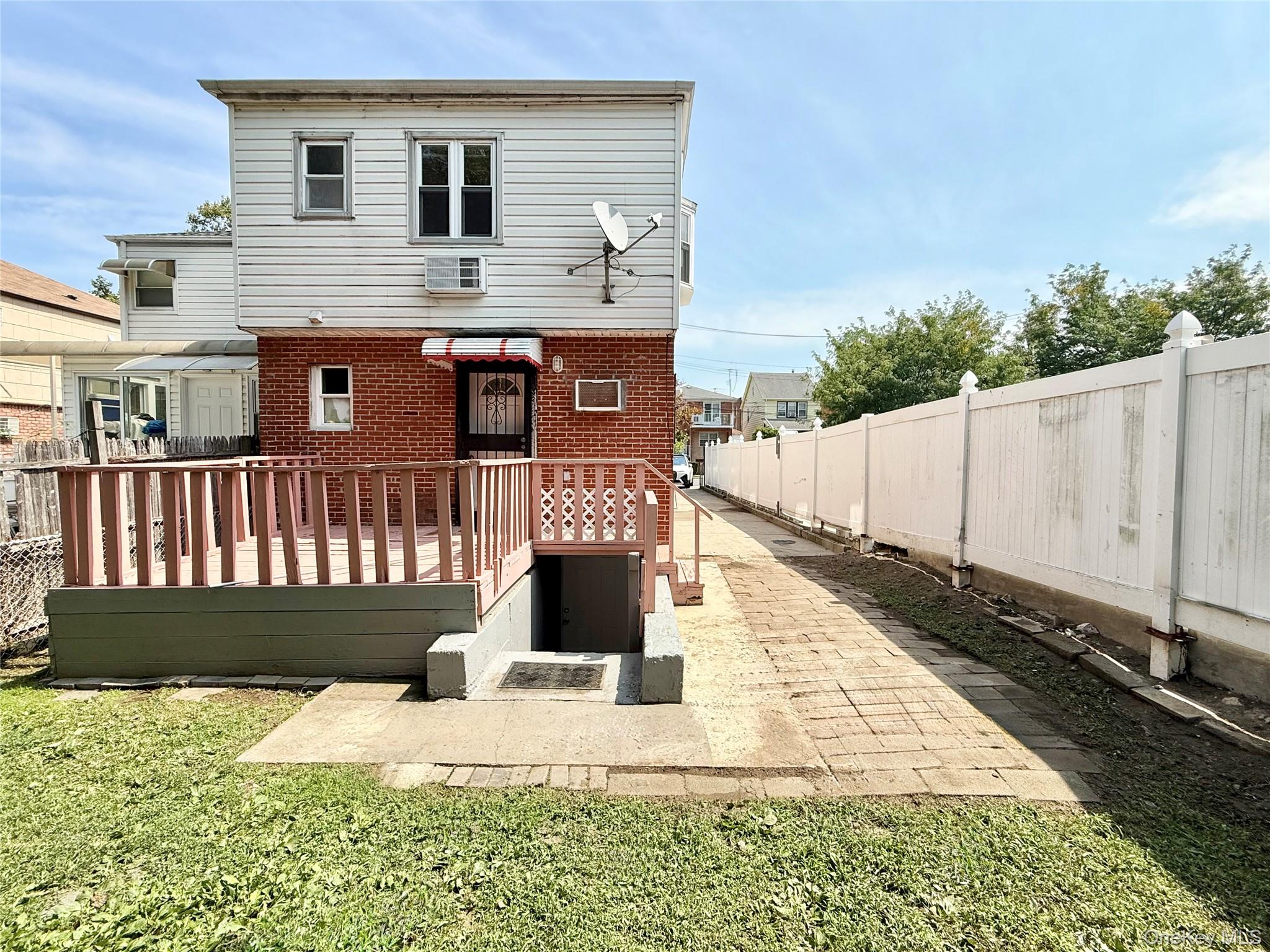 59-18 154th Place Property Photo 2