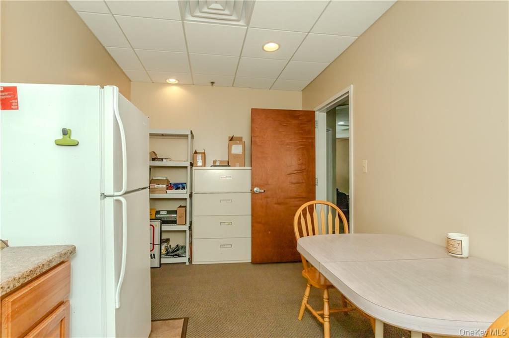 5 Fairlawn Drive Property Photo 4