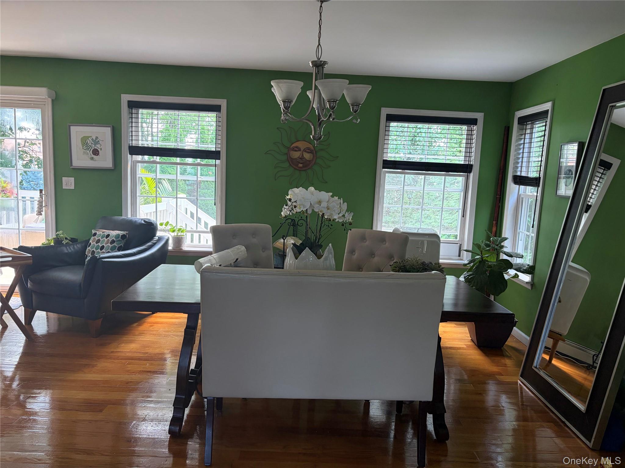 1043909 Property Photo 9
