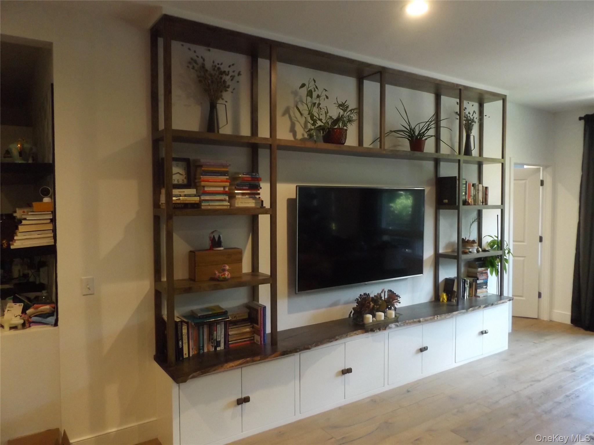 30 Beekman Street 113 Property Photo 17