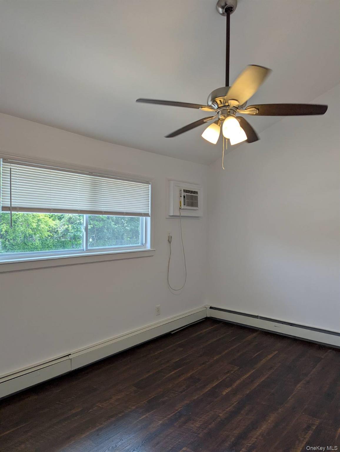 1727 N. Gardiner Drive Property Photo 5