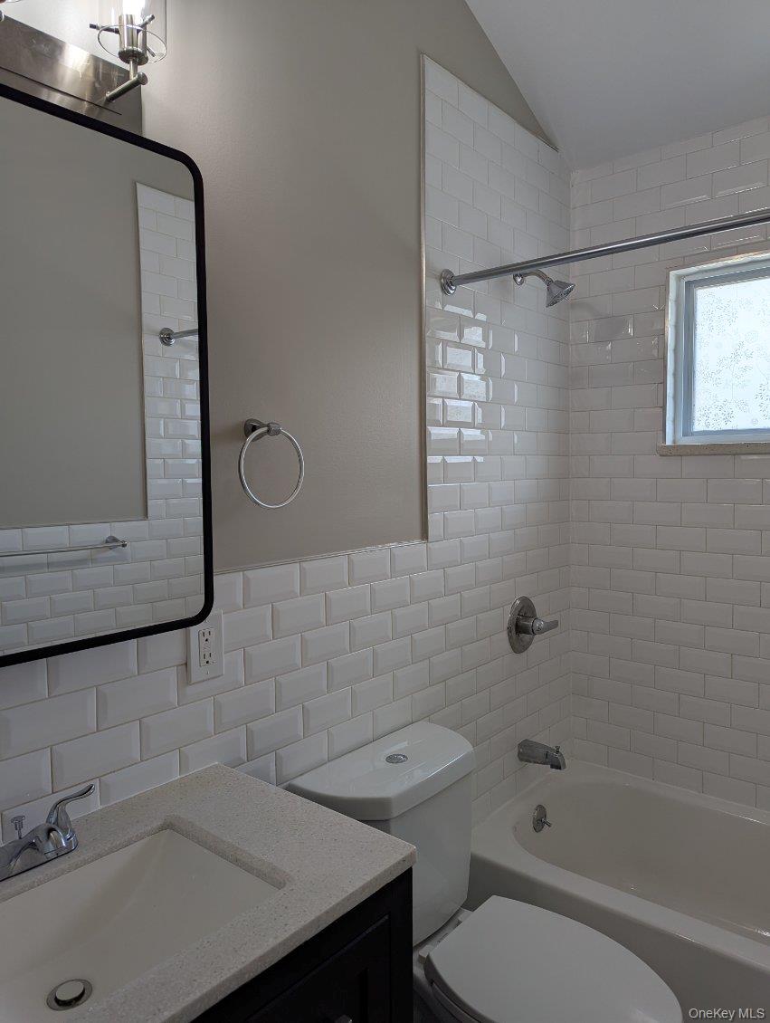 1727 N. Gardiner Drive Property Photo 6