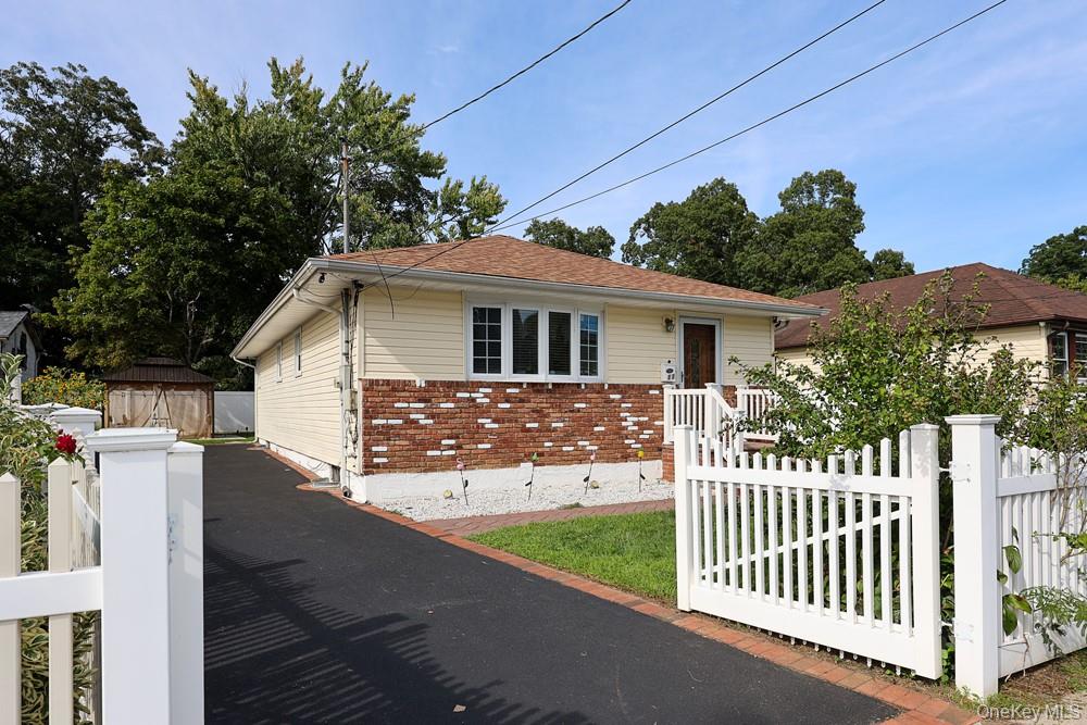 11 Valentine Street Property Photo 2