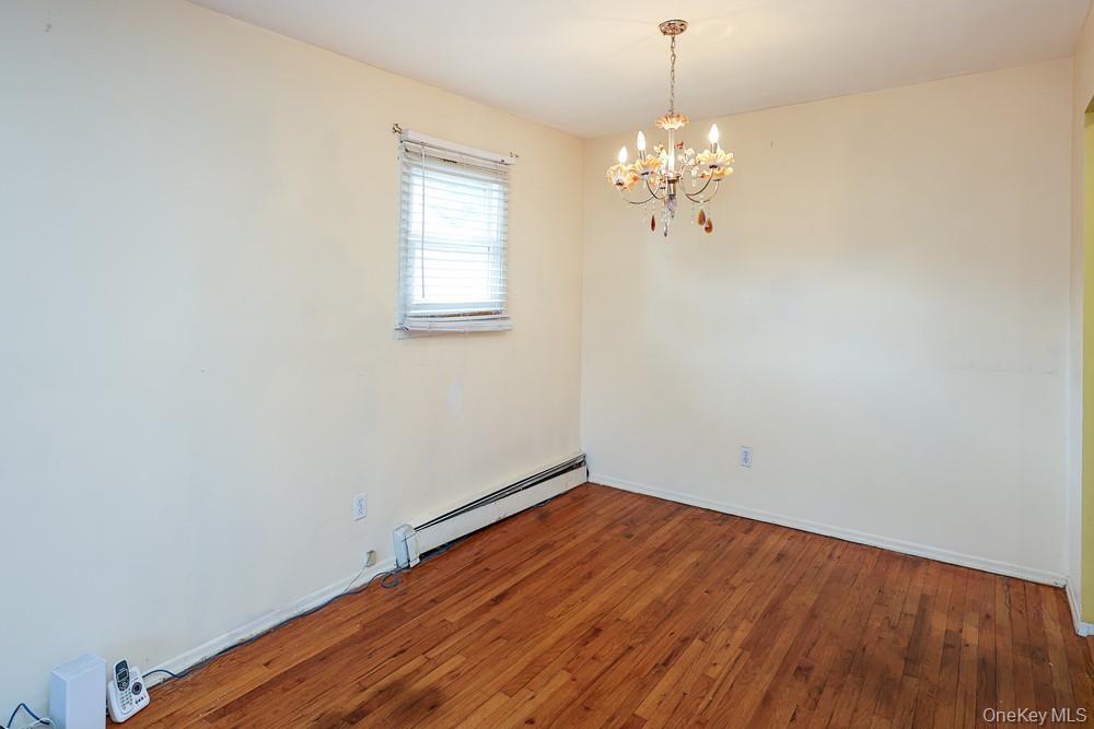 11 Valentine Street Property Photo 12