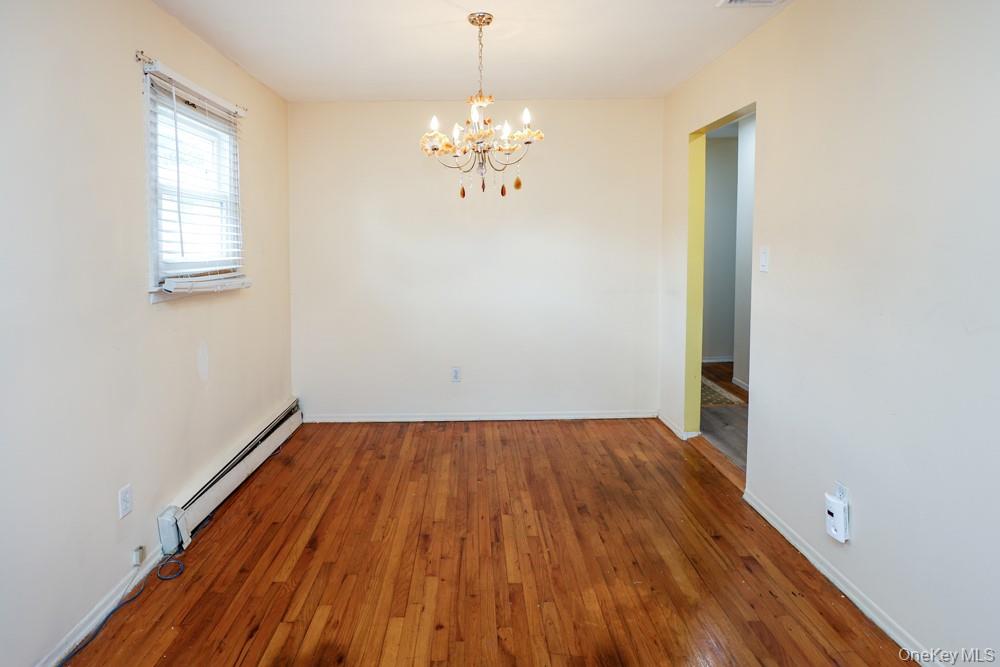 11 Valentine Street Property Photo 13