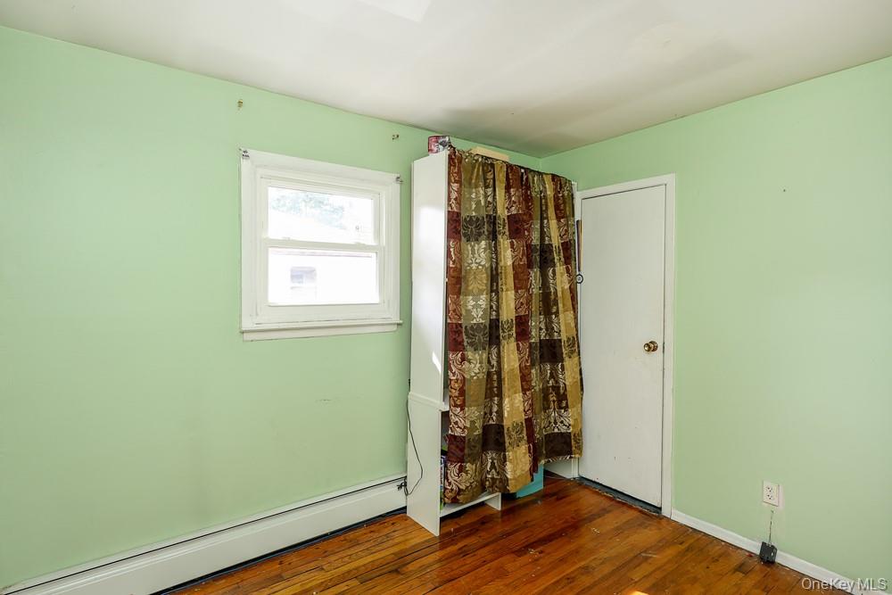 11 Valentine Street Property Photo 24