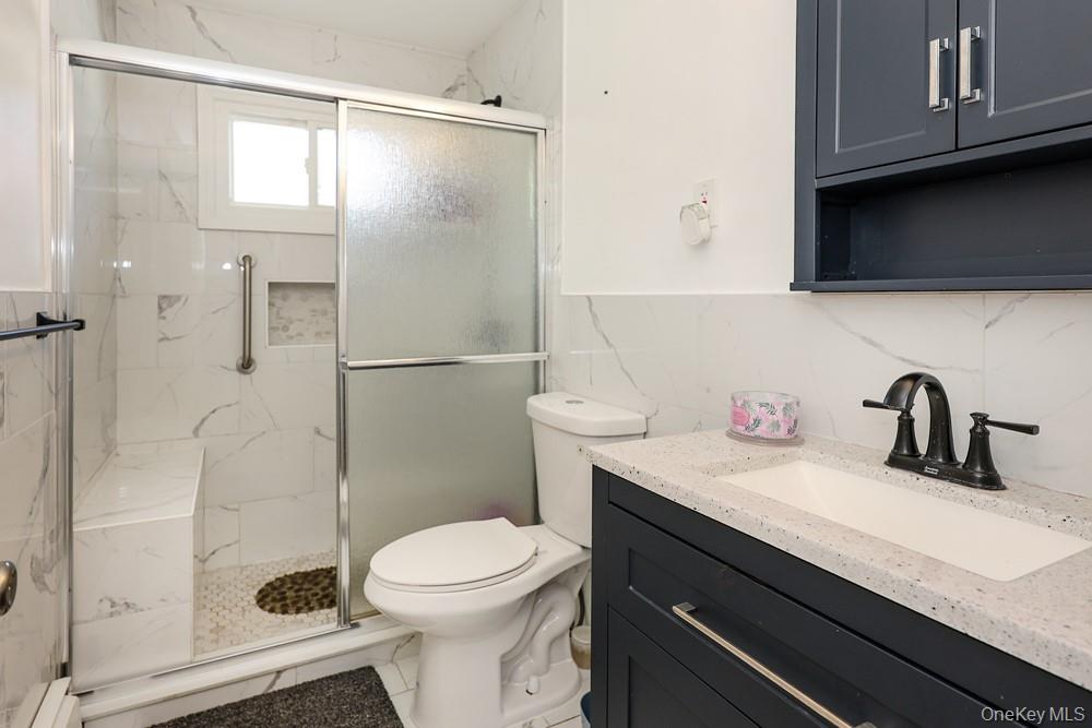 11 Valentine Street Property Photo 25