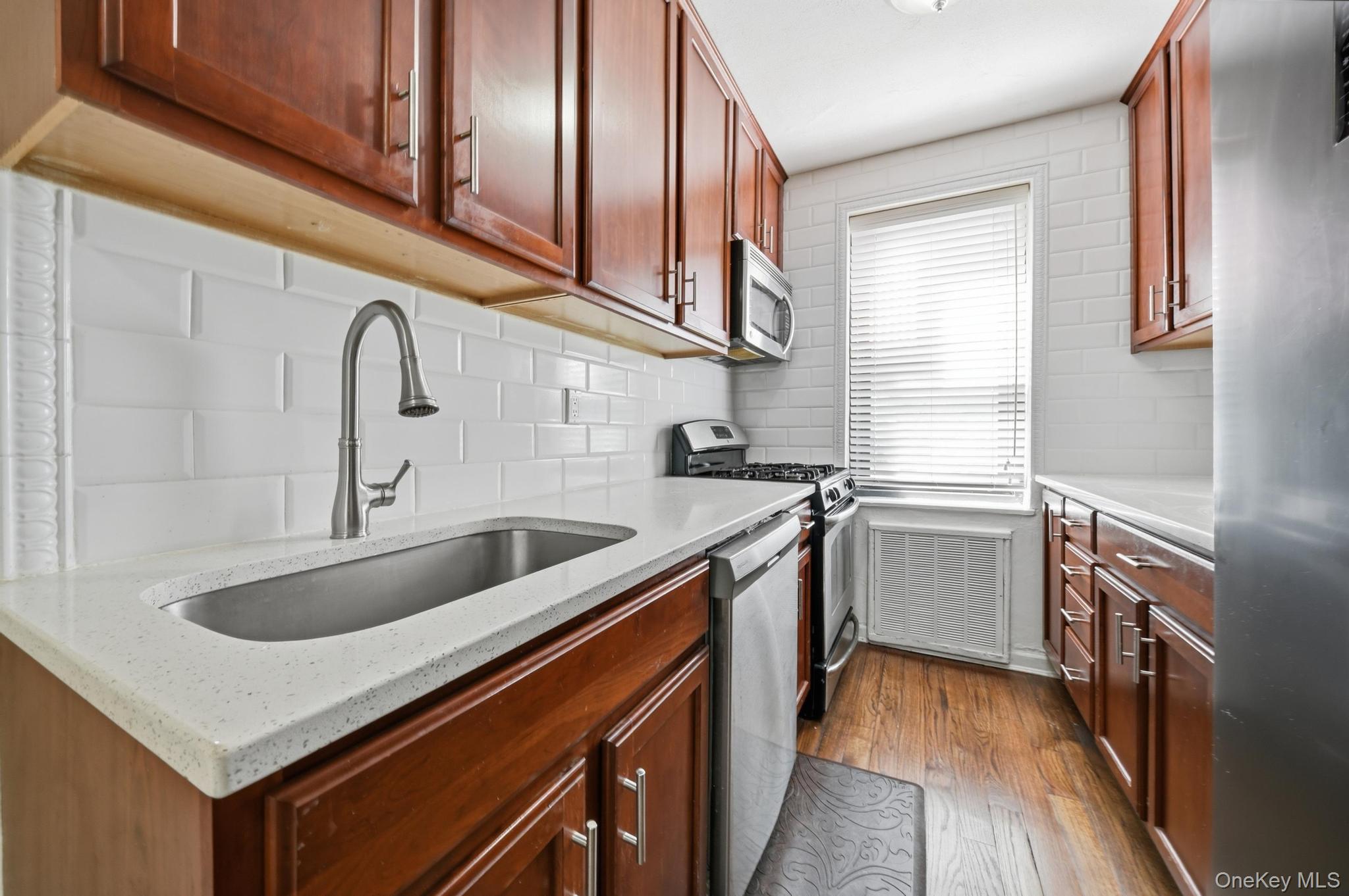 320 Atlantic Avenue C1 Property Photo 6