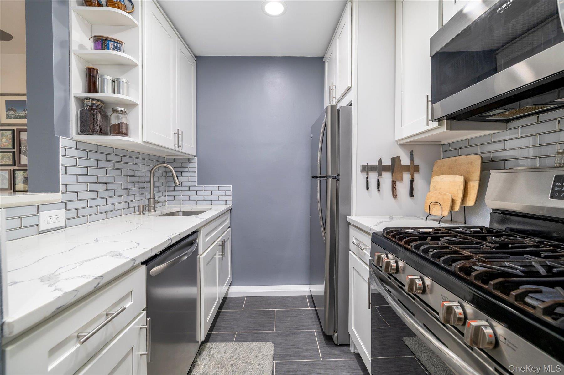 1 E Broadway 3c Property Photo 5