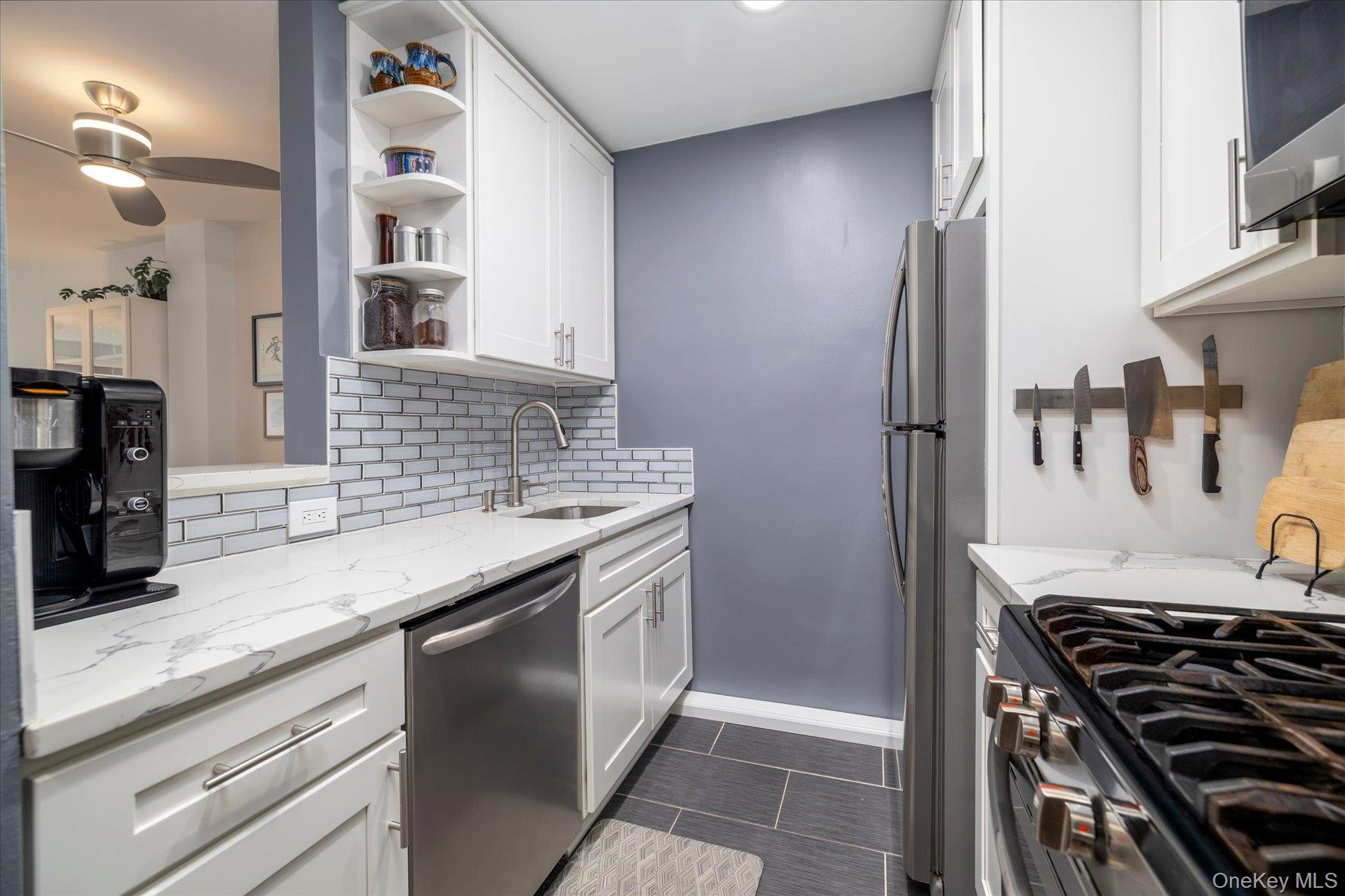 1 E Broadway 3c Property Photo 6
