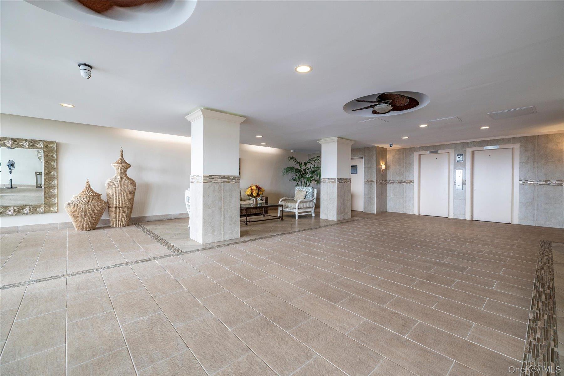 1 E Broadway 3c Property Photo 13