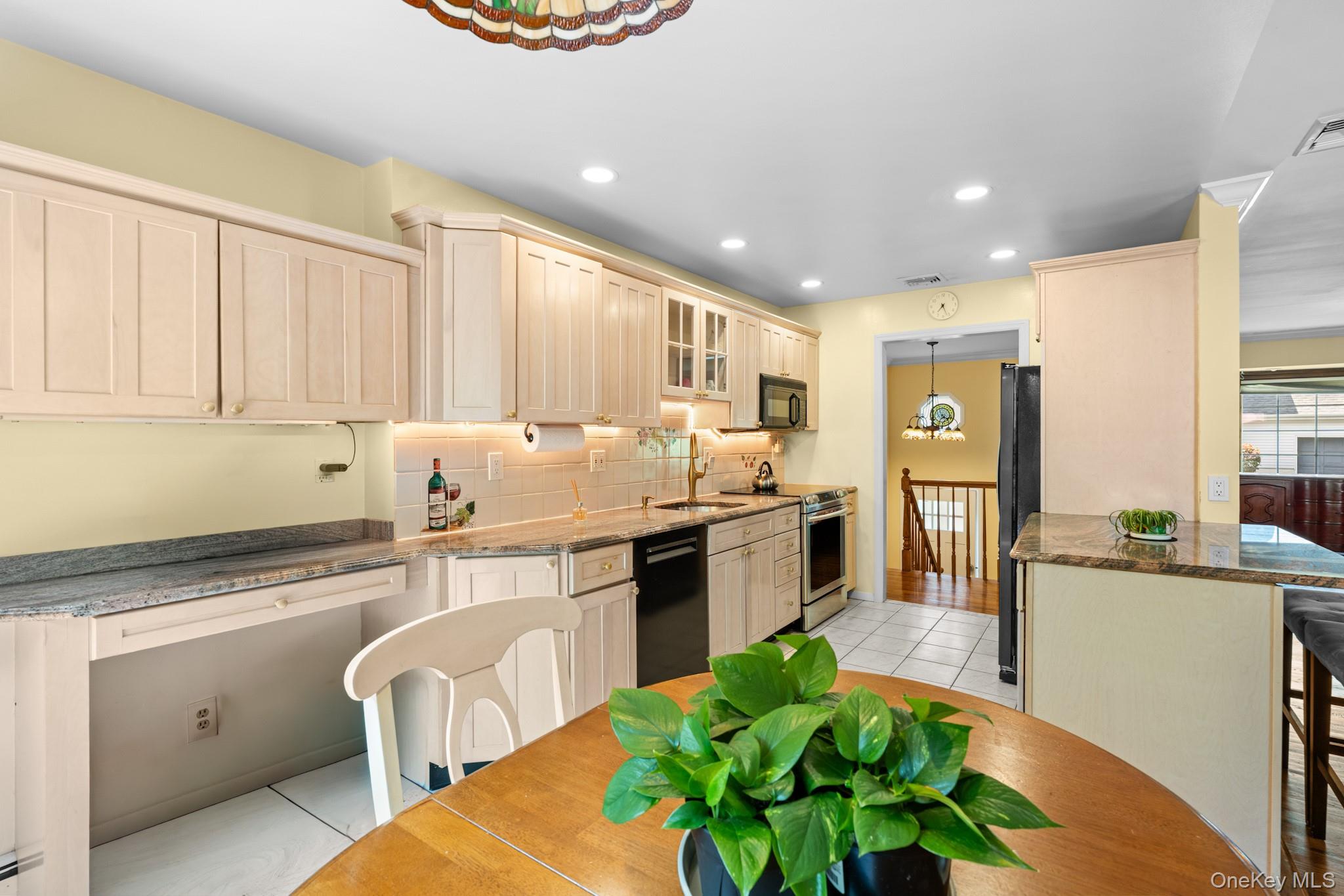 3 Douglas Drive Property Photo 9