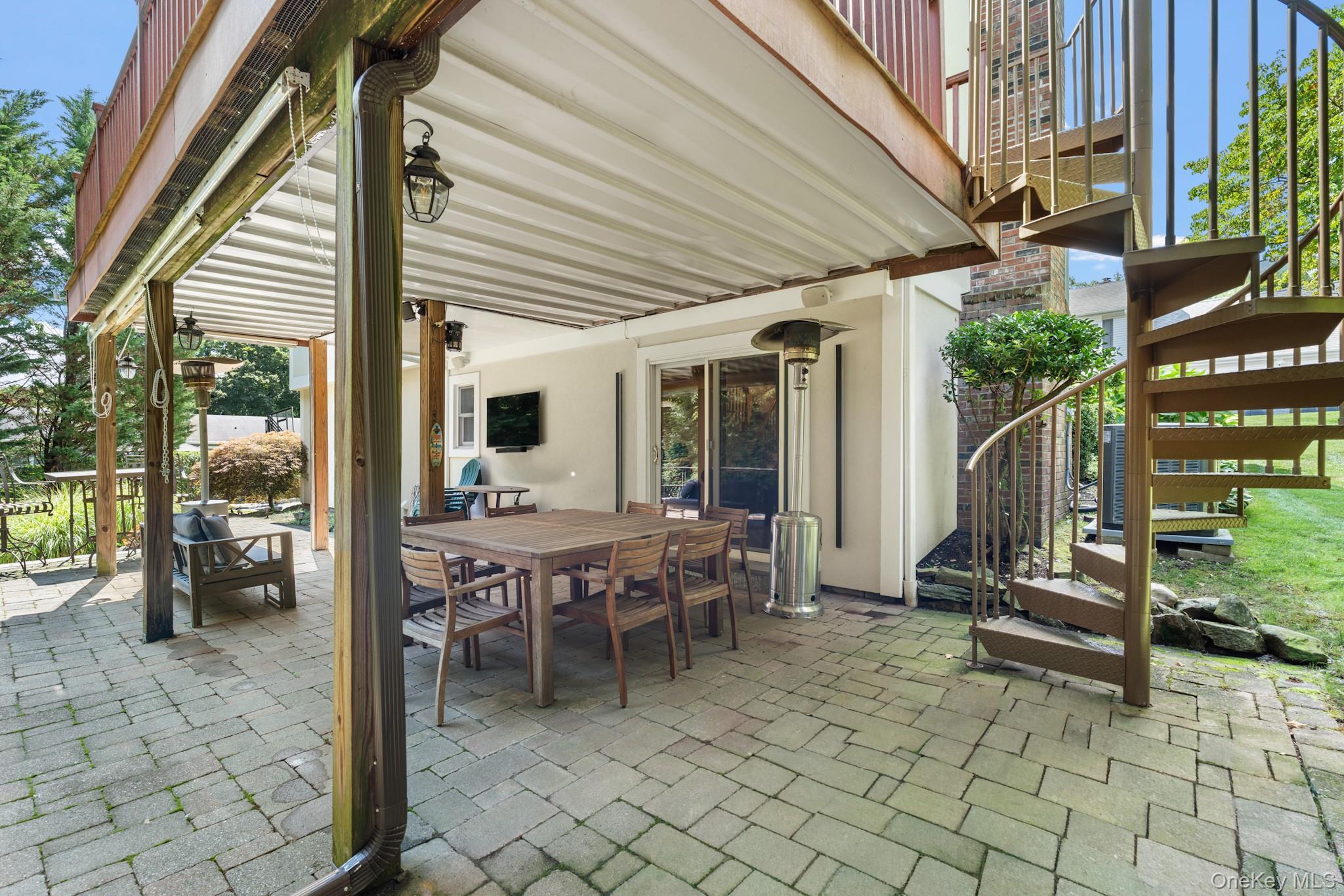 3 Douglas Drive Property Photo 23