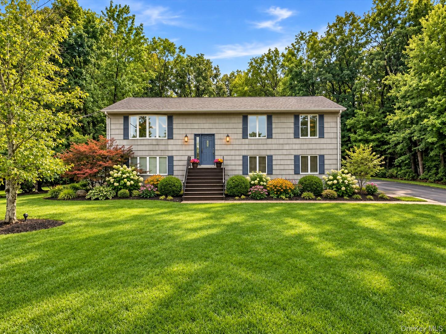20 Amy Todt Drive Property Photo 1