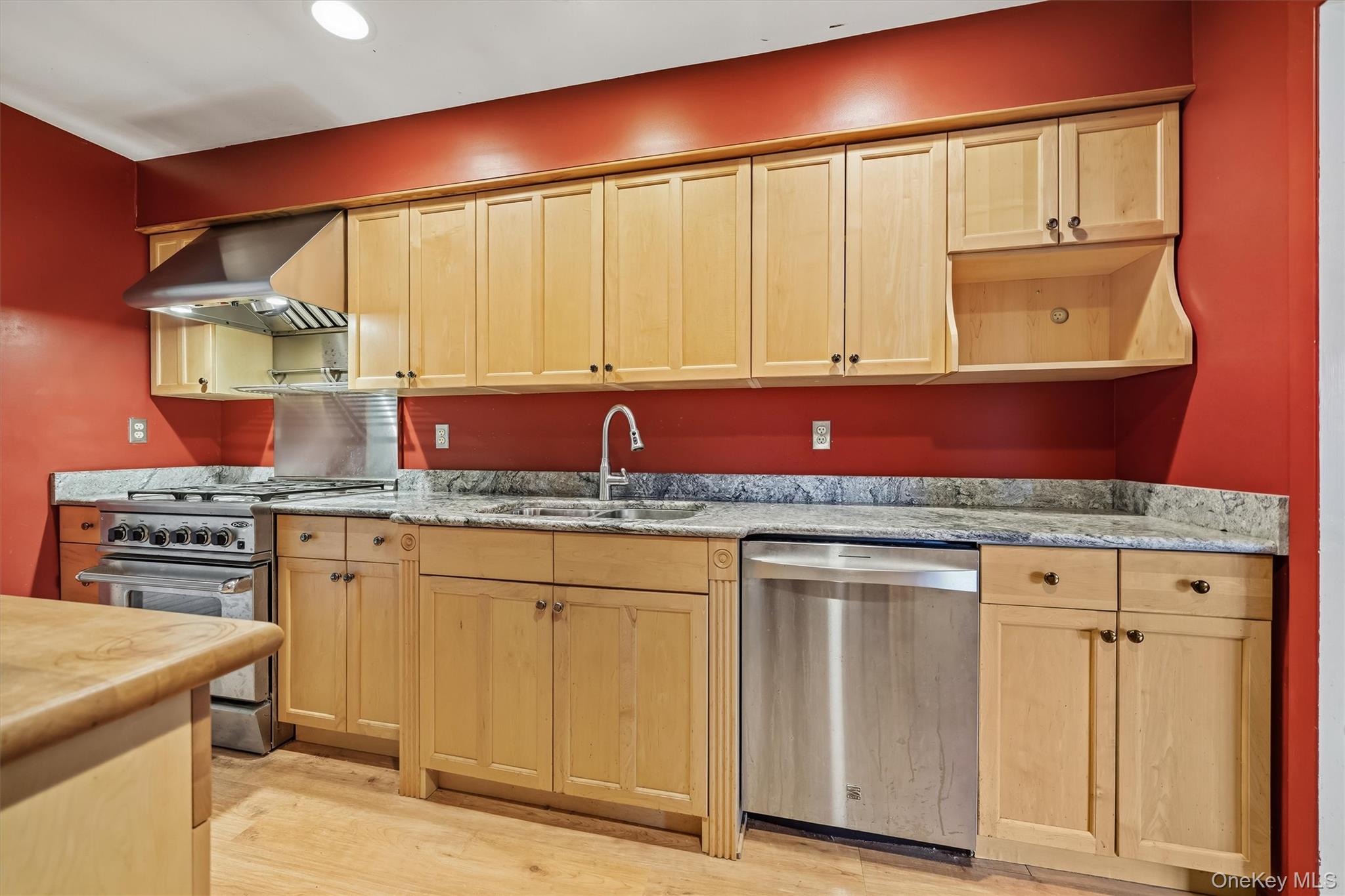 20 Amy Todt Drive Property Photo 10
