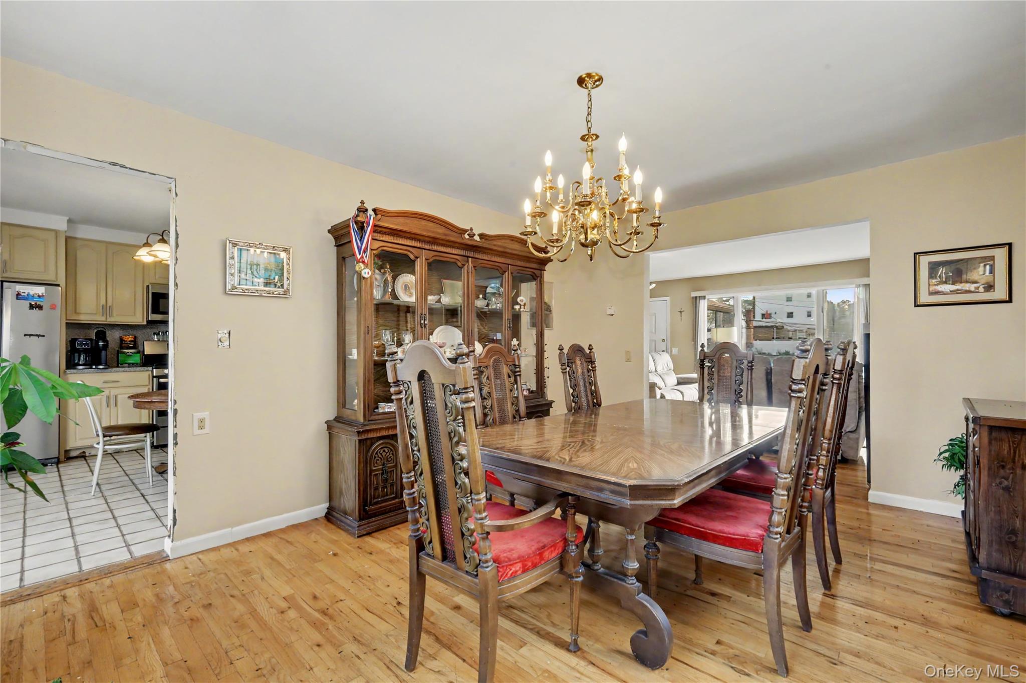 33 A/k/a 29 Stillwell Avenue Property Photo 6