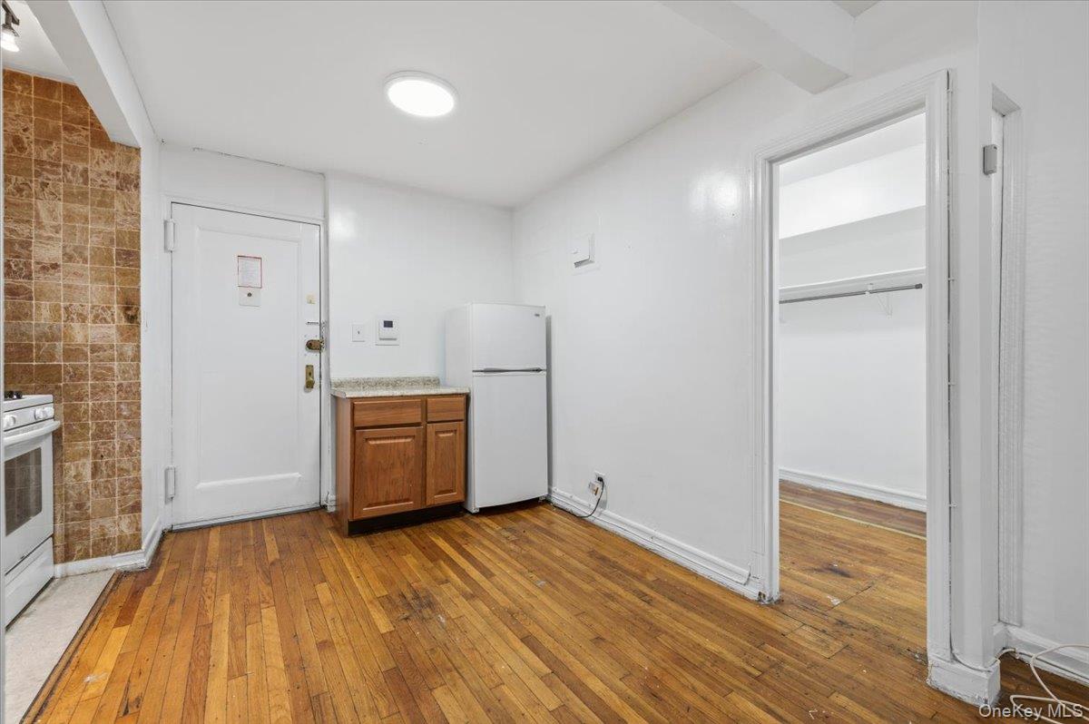 9255 Shore Road 3c Property Photo 12