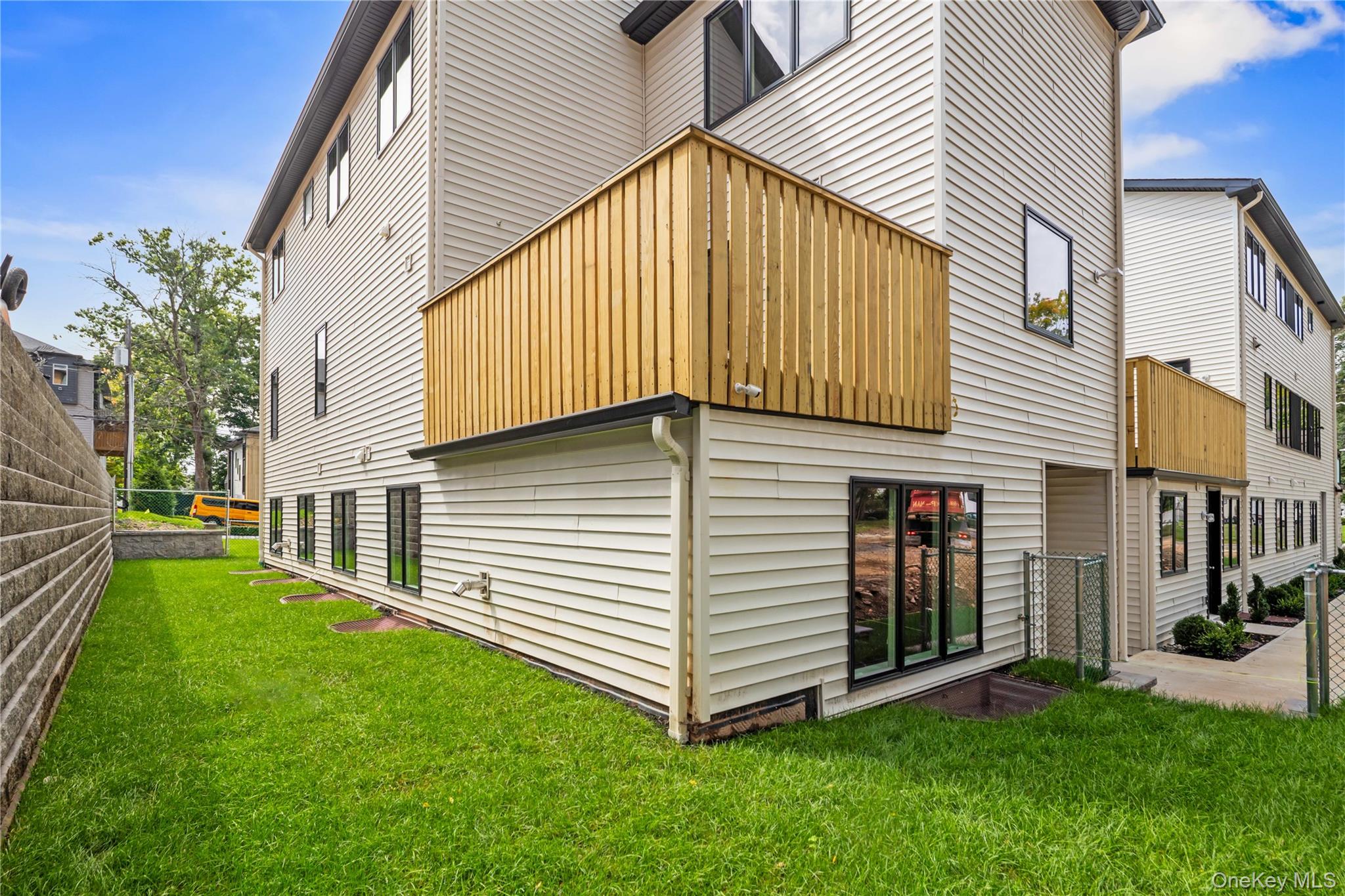 41 Saddle River Road 111 Property Photo 33