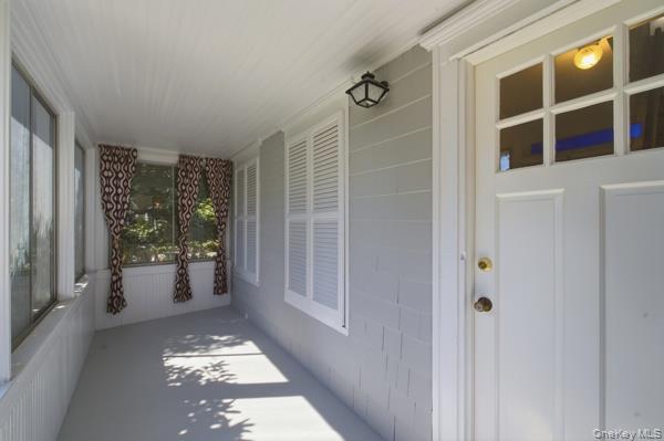 36 Railroad Ave. Property Photo 3