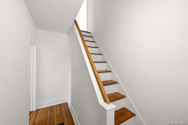 36 Railroad Ave. Property Photo 6