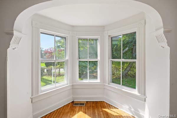 36 Railroad Ave. Property Photo 10