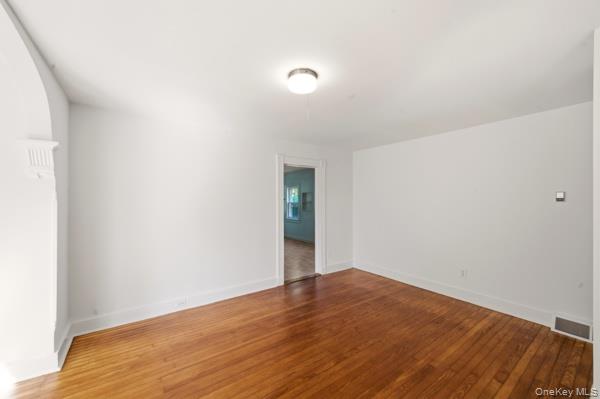 36 Railroad Ave. Property Photo 11