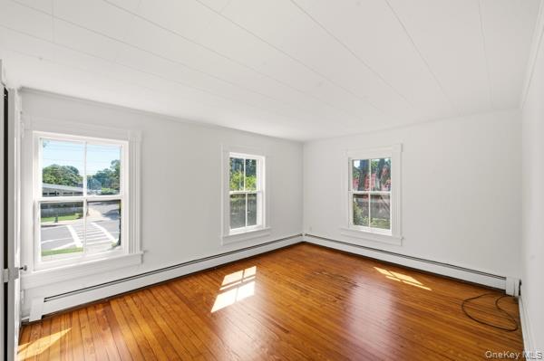 36 Railroad Ave. Property Photo 22