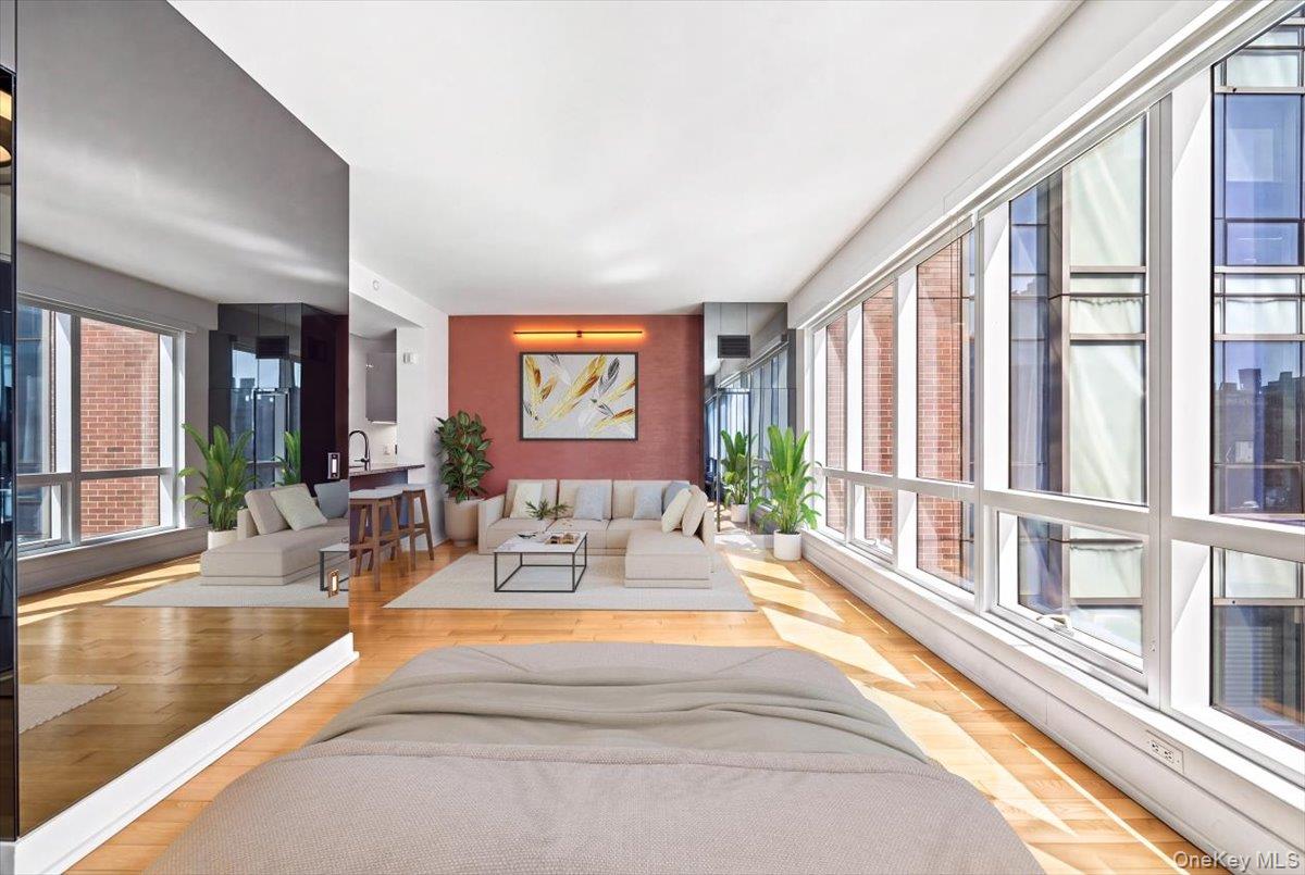 350 W 42nd Street 19i Property Photo 5