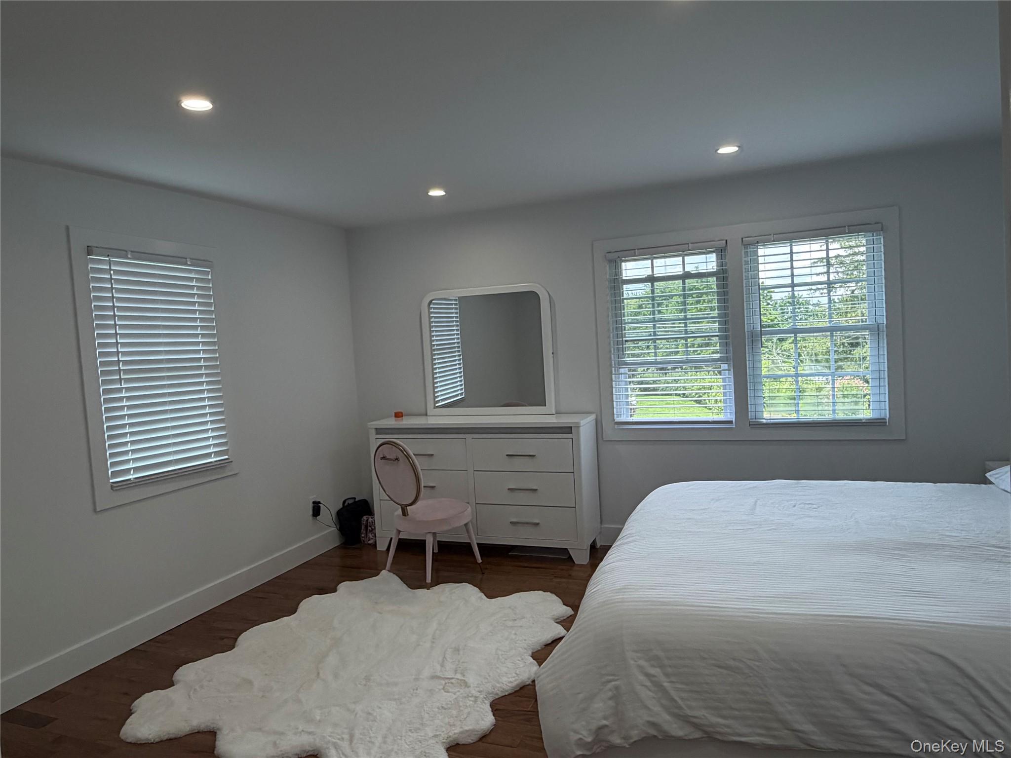 3426 Gomer Street Property Photo 8
