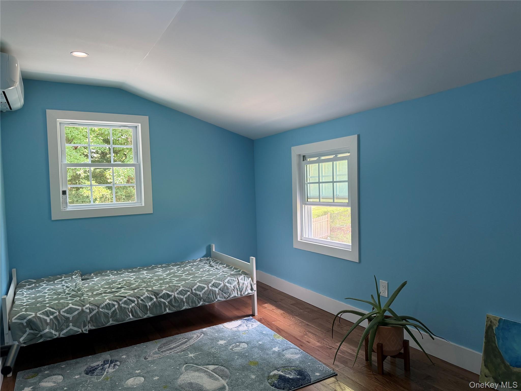 3426 Gomer Street Property Photo 11