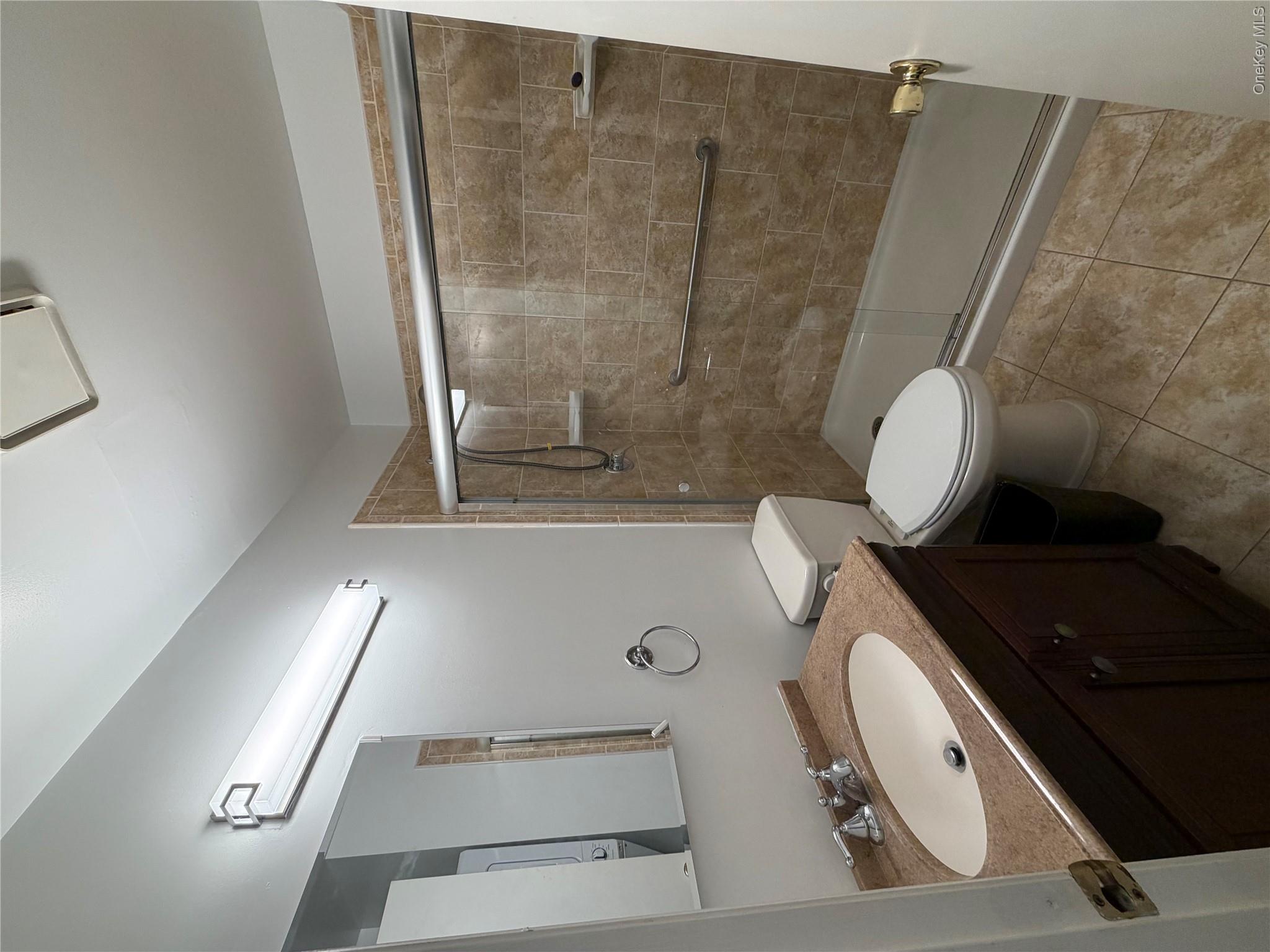 20 Lexington Hill 4 Property Photo 9
