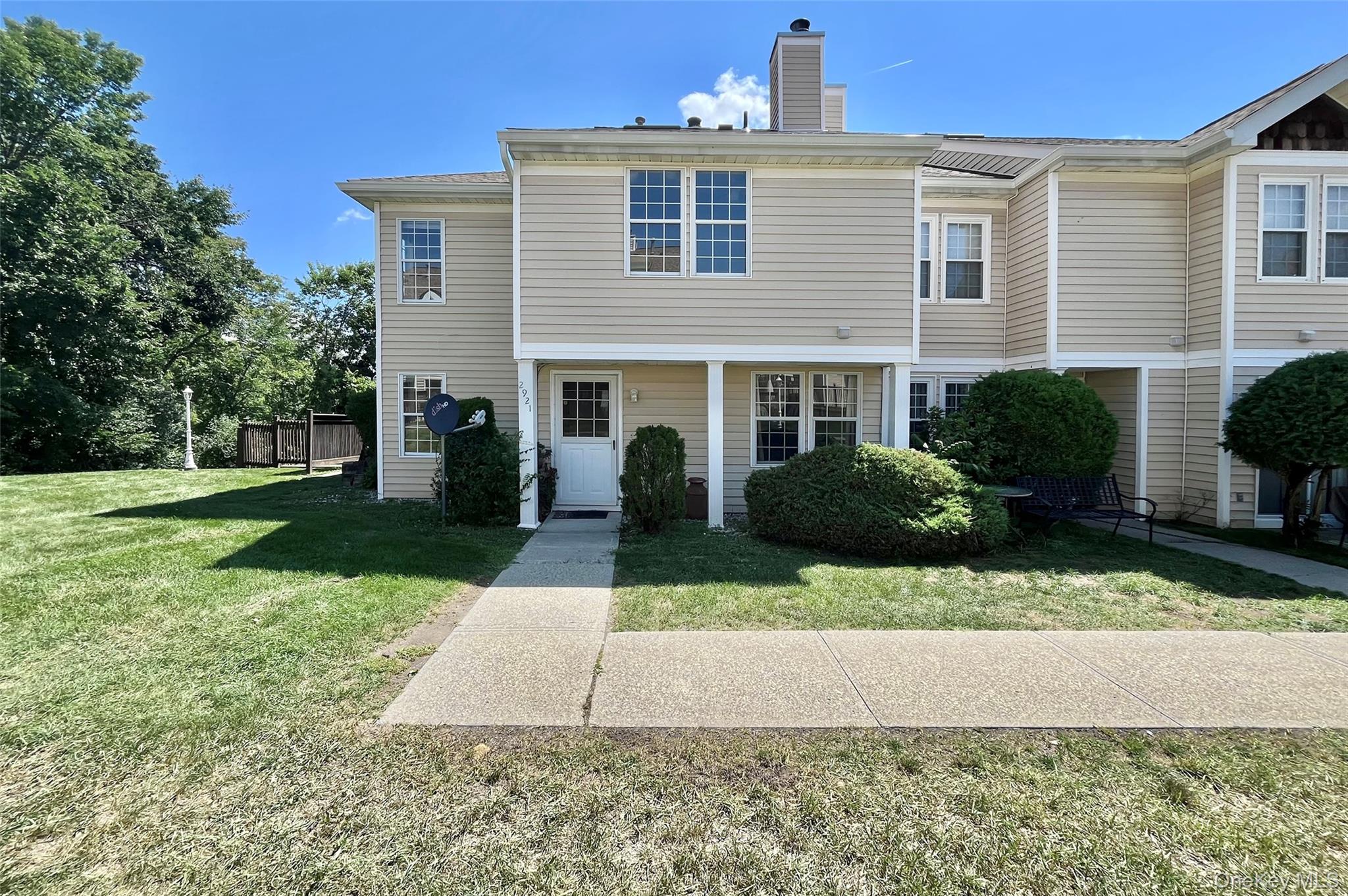 2921 Whispering Hills Property Photo 1