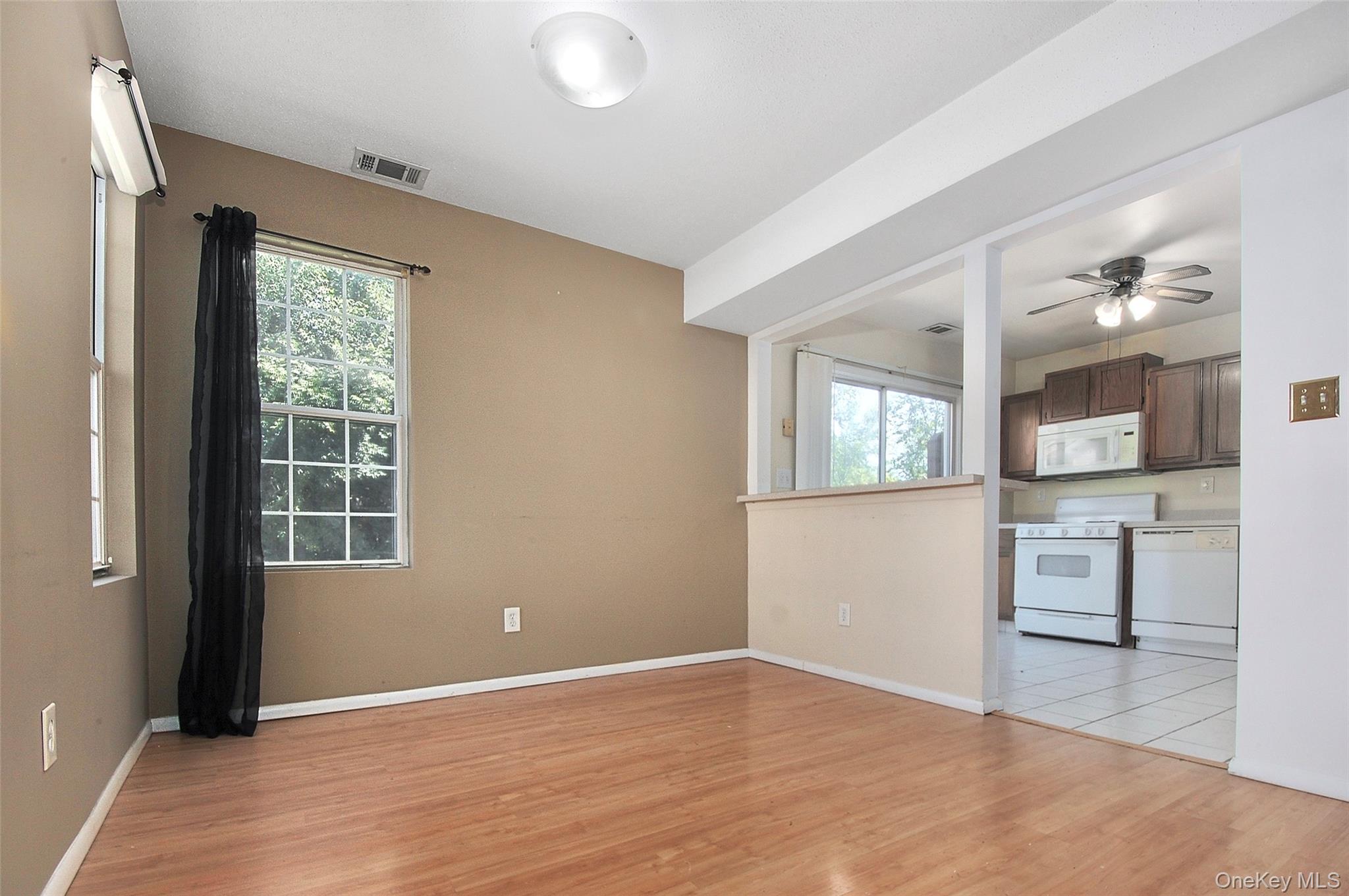 2921 Whispering Hills Property Photo 13